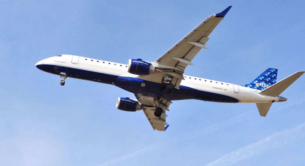 US airlines cancel more than a thousand flights
