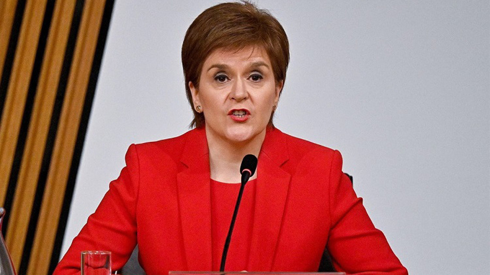 Sturgeon re-asserts leadership over Covid-19 crisis