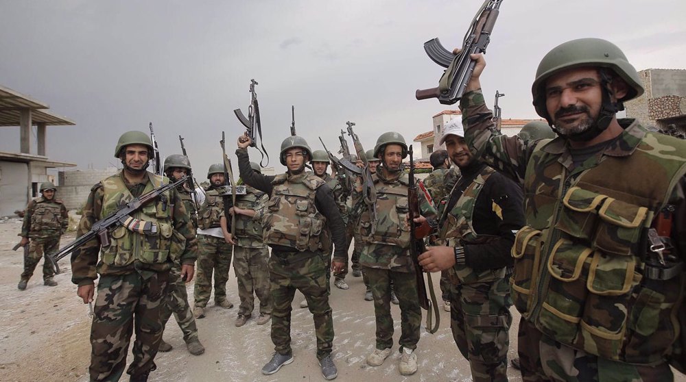 Syrian army stops US military convoy in Hasakah, forces it to retreat