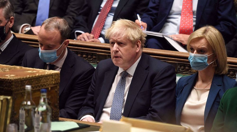UK MPs uphold contempt probe against prime minister