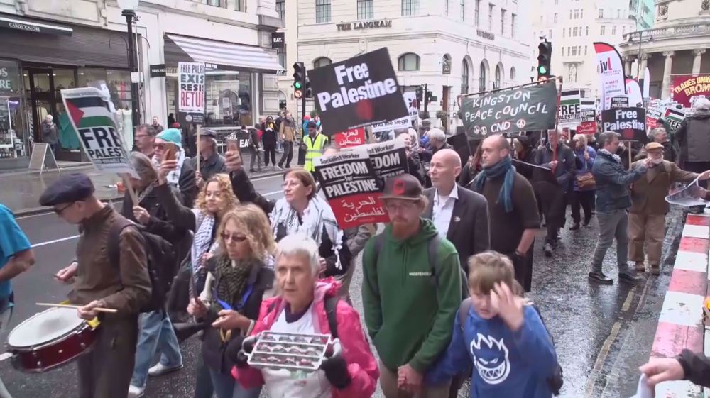 Pressure mounts on Israeli arms factories in UK