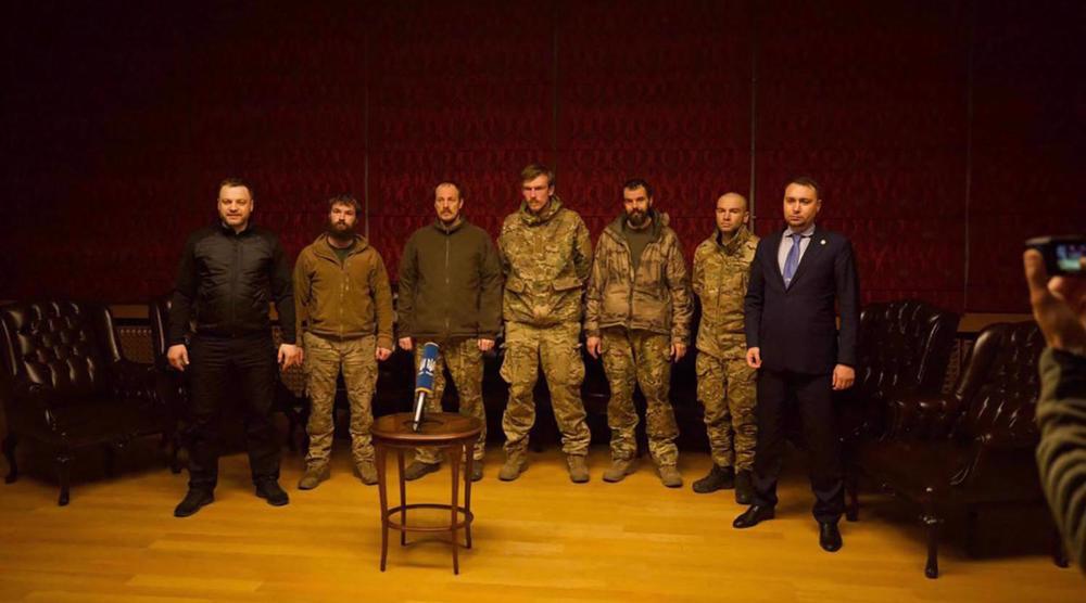 Russia, Ukraine swap nearly 300 prisoners, including foreigners