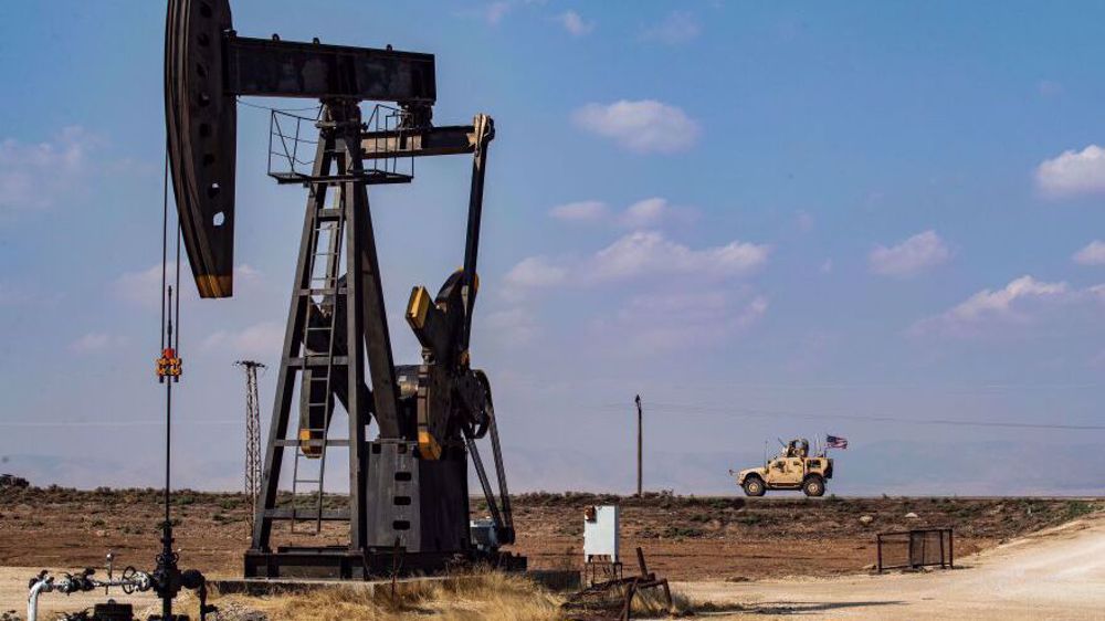 US occupation forces send ‘45 tankers of Syrian oil’ to bases in Iraq