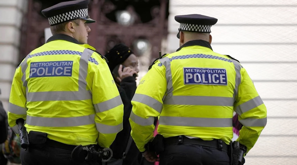 UK police handcuff black woman in front of her child over bus fare
