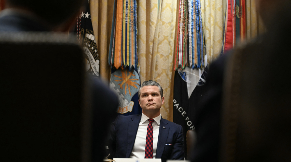 Pentagon chief under pressure to resign over Caribbean 'war crimes'