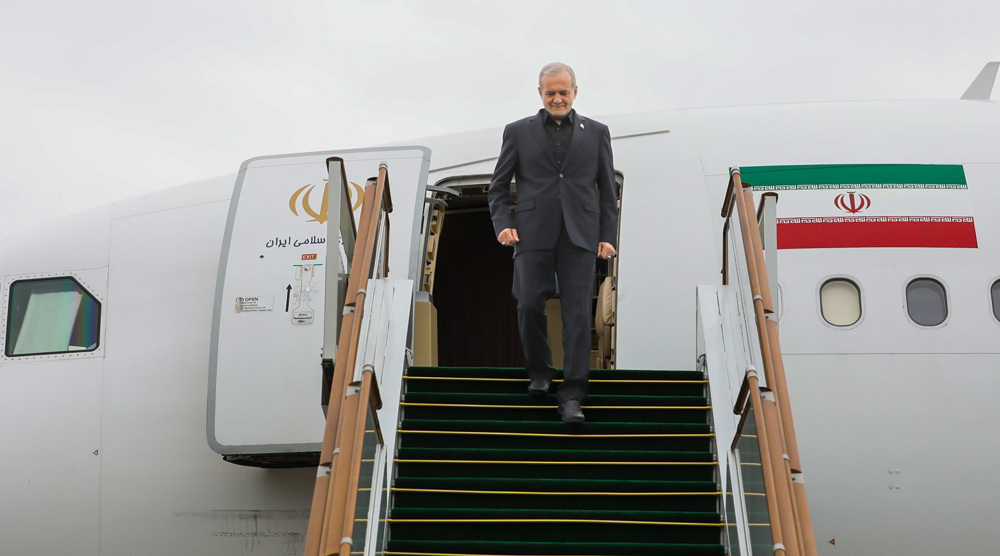 Hoping for regional integration, Pezeshkian in Azerbaijan for ECO summit