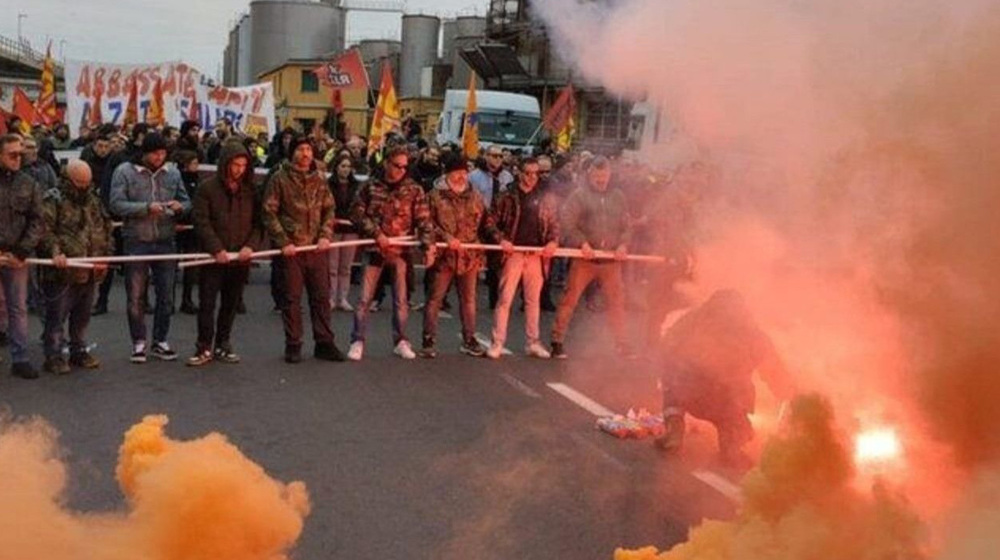 Italian dockworkers refuse to load arms onto Saudi vessel bound for occupied Palestine