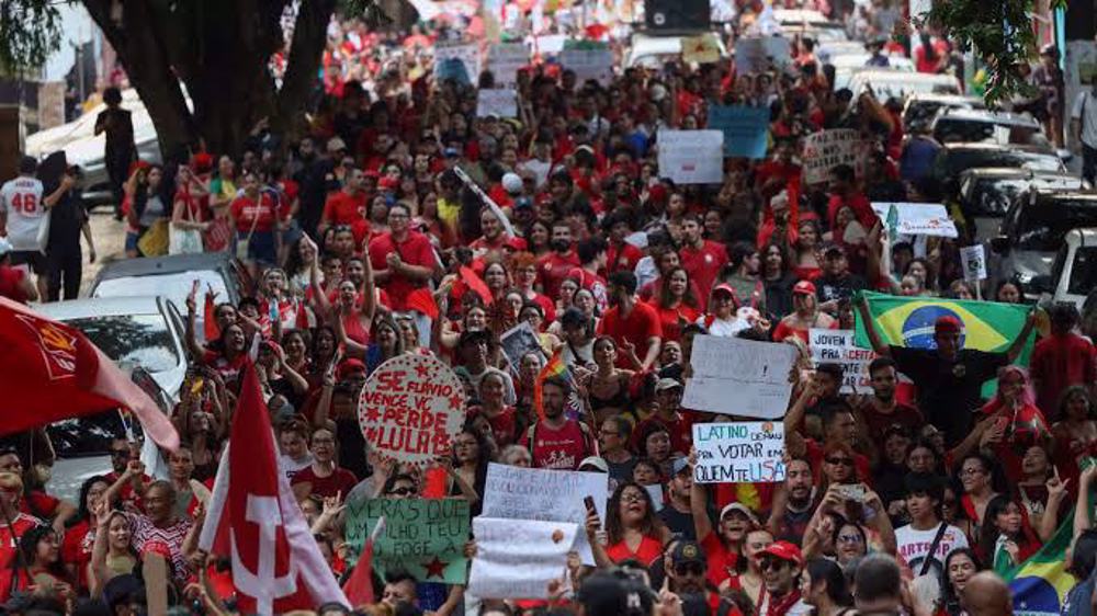 Over 80,000 take part in Pro-Lula Rally in Recife Ahead of Brazil Runoff
