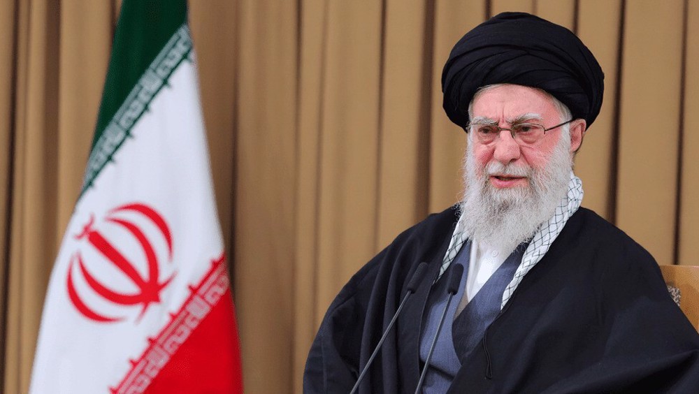 World scholars, thinkers express support for Ayatollah Khamenei amid US threats