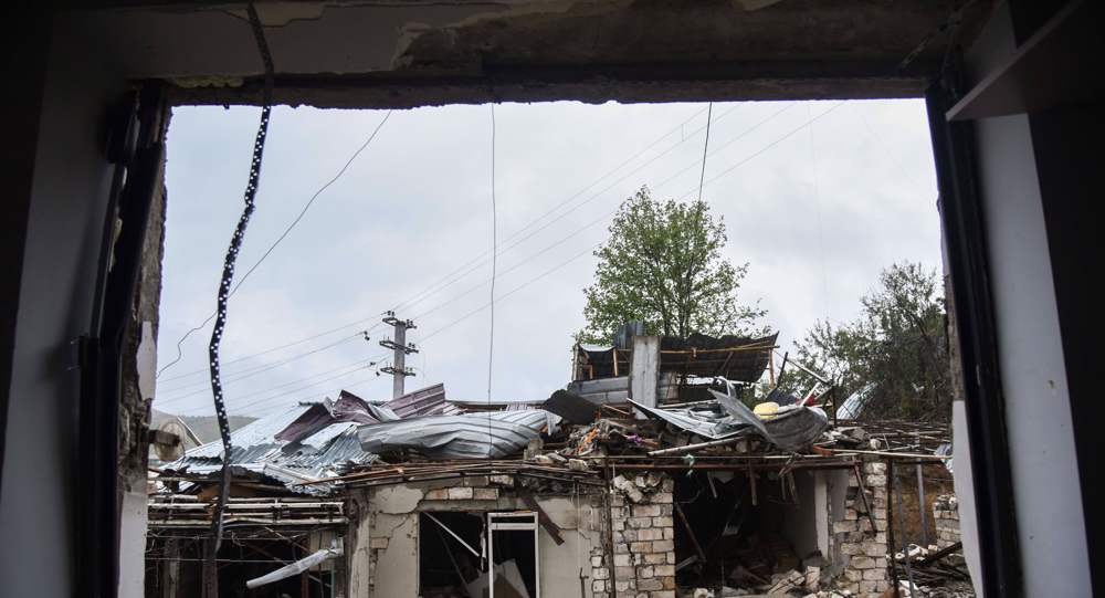 Azeri, Armenian sides continue shelling over Karabakh dispute amid fears of regional escalation