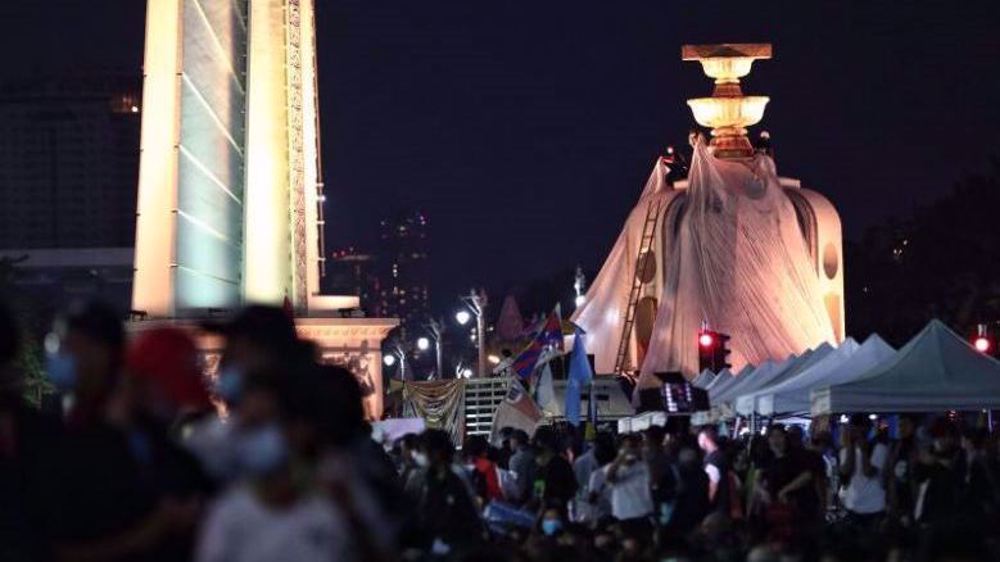 Thousands of Thai protesters call for removal of PM Prayuth