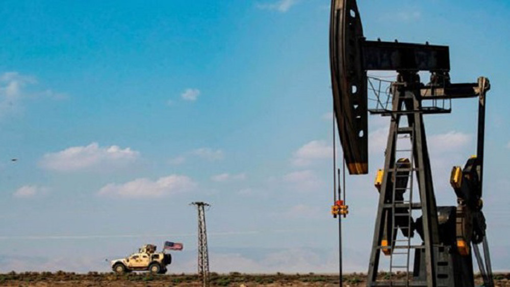 US stealing Syrian oil via pipelines in Tigris into Iraqi territory: Report
