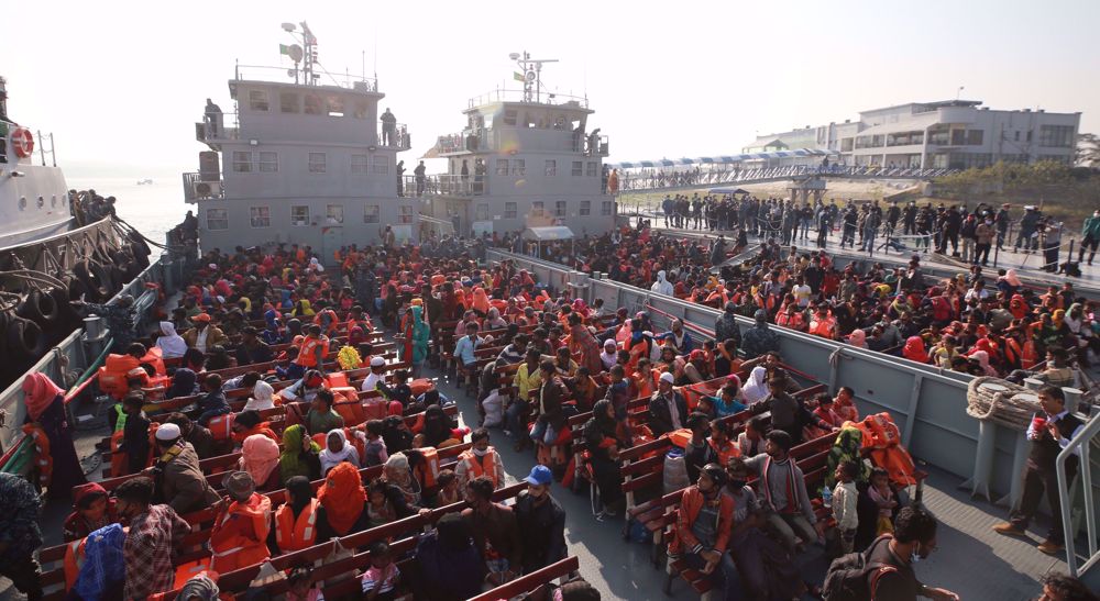 Bangladesh continues relocation of Rohingya refugees to island