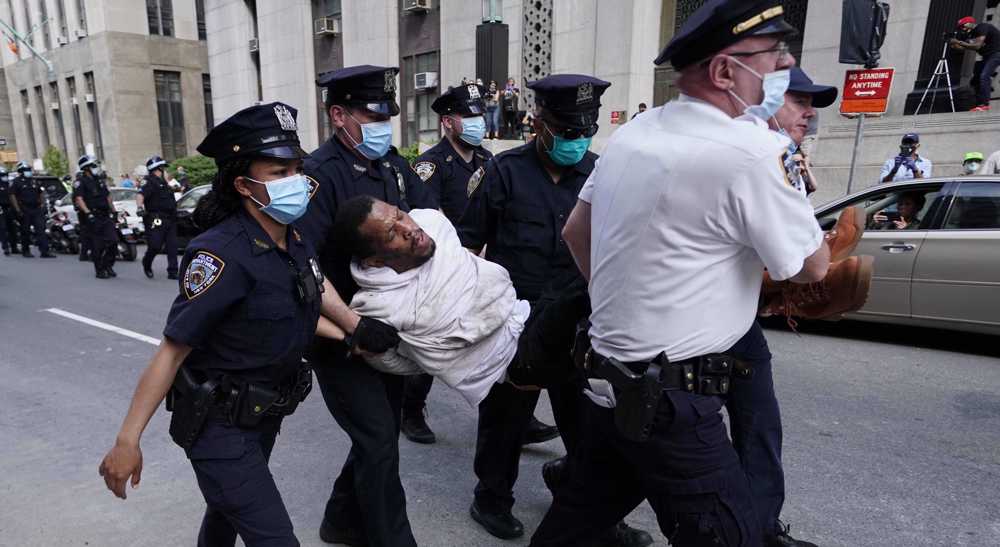 Iran decries US police murder of black Americans, crackdown on protests