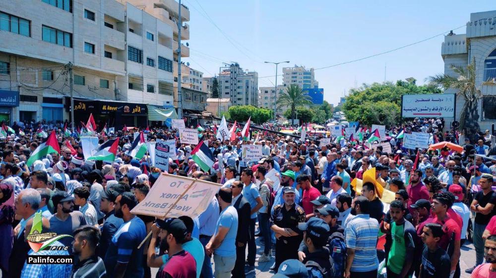  Gaza rallies, Hamas rocket fire warn against Israeli expansionism