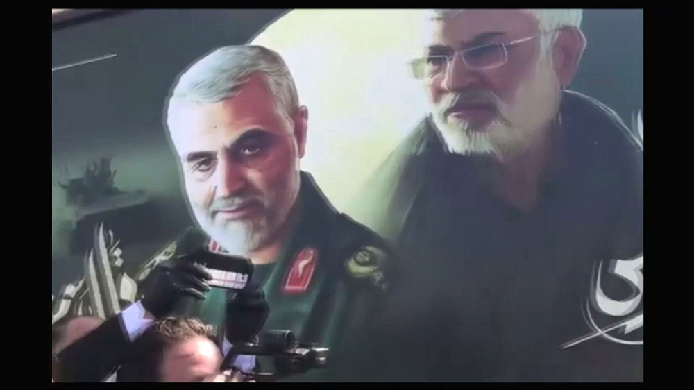 Zarif pays tribute to anti-terror commanders before official Iraq meetings