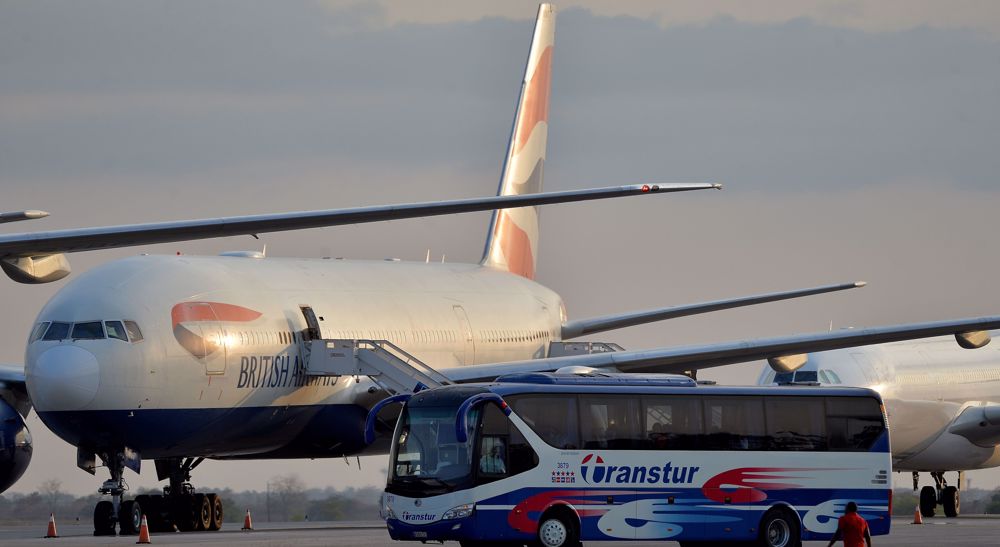 British Airways pilots to vote on deal to cut jobs and pay