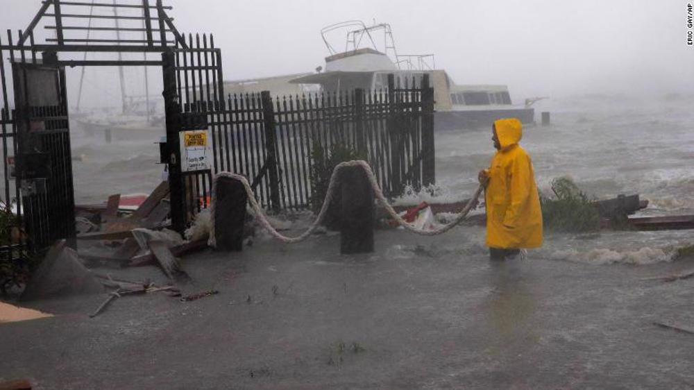 Hanna pummels Texas coast with strong winds, heavy rain