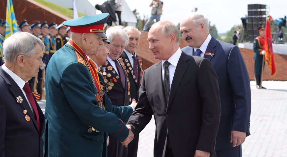 Kremlin urges Belarus to release 33 detained Russians