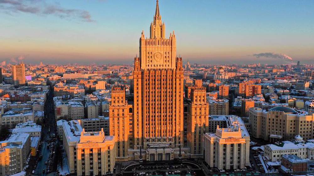 Russia tells US to 'mind own business' over media freedom