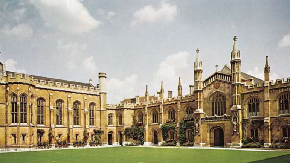 UK universities receive record number of applications during lockdown