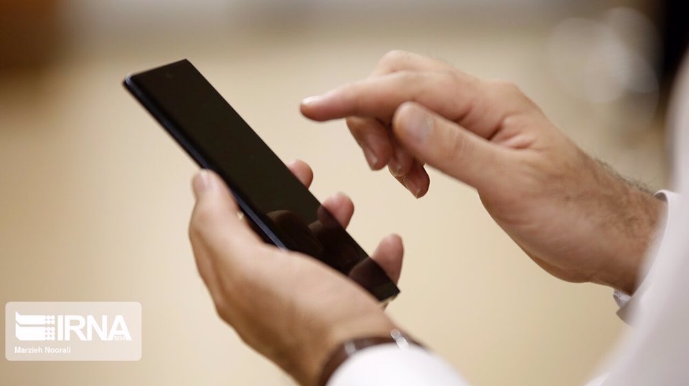 Iran mulls hefty fines over exorbitant data prices
