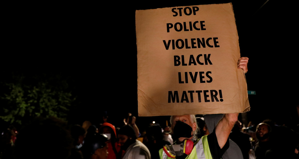 Trump sends federal forces to Wisconsin amid protests against police violence 