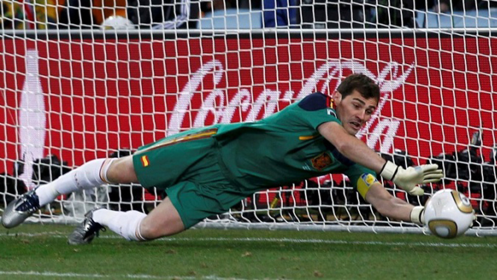 Iker Casillas announces retirement aged 39 