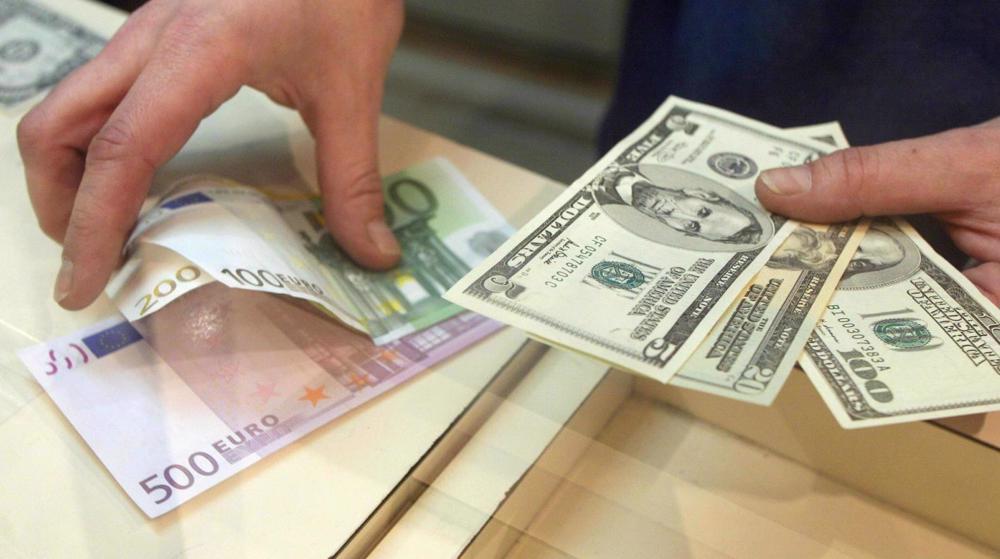 Rial regains as Iran’s CBI puts brakes on dollar
