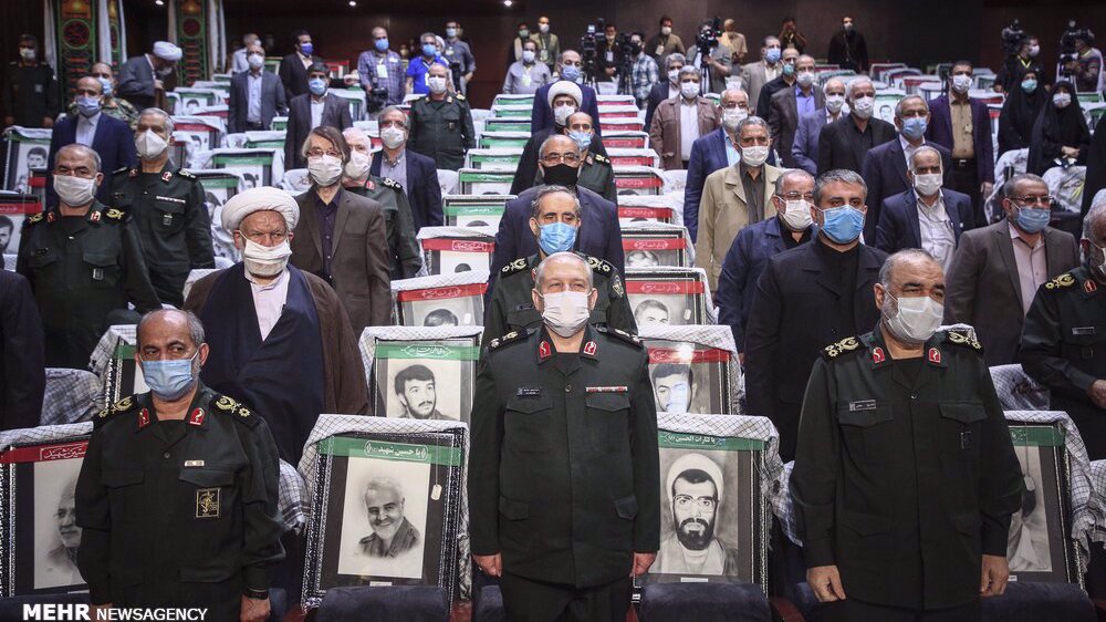 Iran honors veterans of Iraq's imposed war in 1980s 