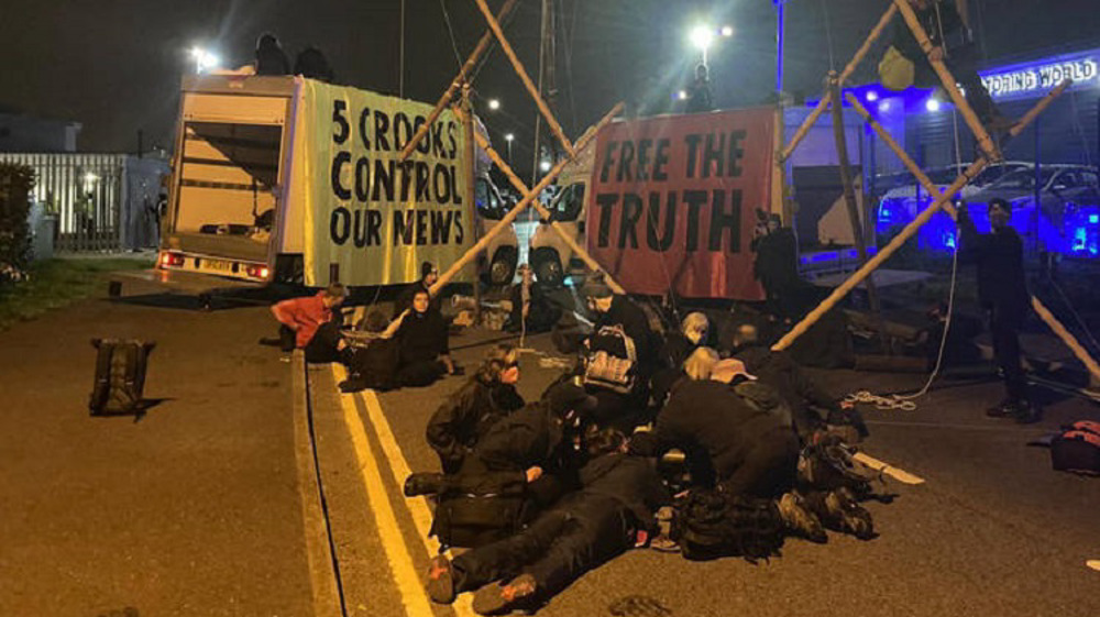 UK considering banning Extinction Rebellion