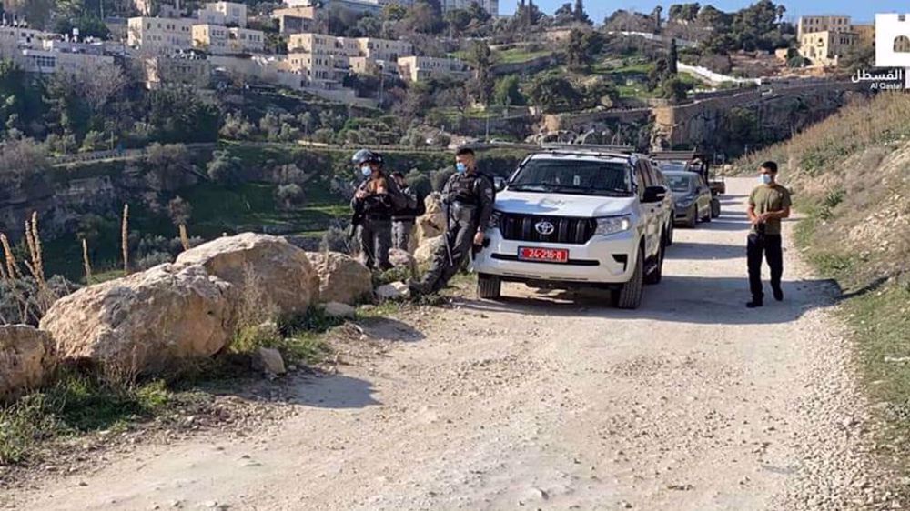 Israeli bulldozers raze Palestinian lands south of al-Aqsa Mosque