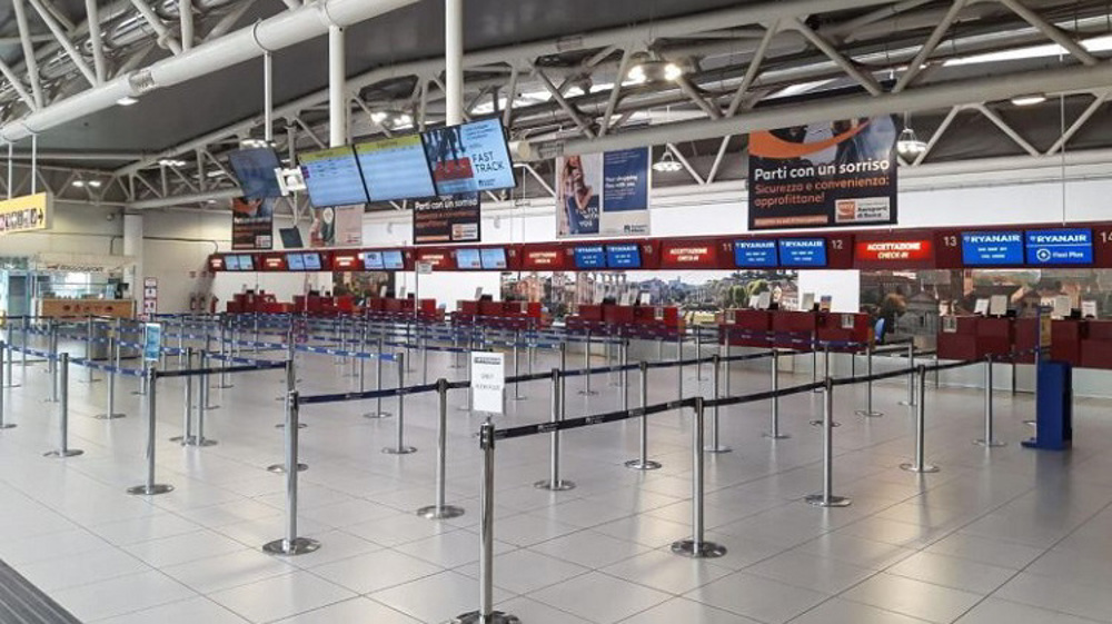 UK airports at risk of ‘shutdown’ as travel grinds to a halt 