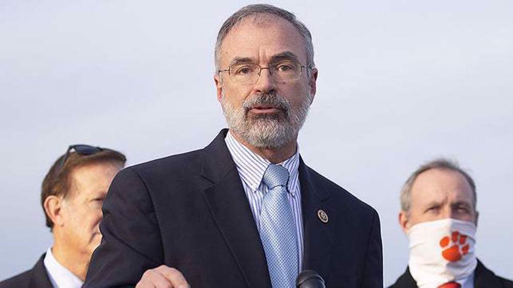 Tensions run high in US Congress after GOP lawmaker tries carrying gun