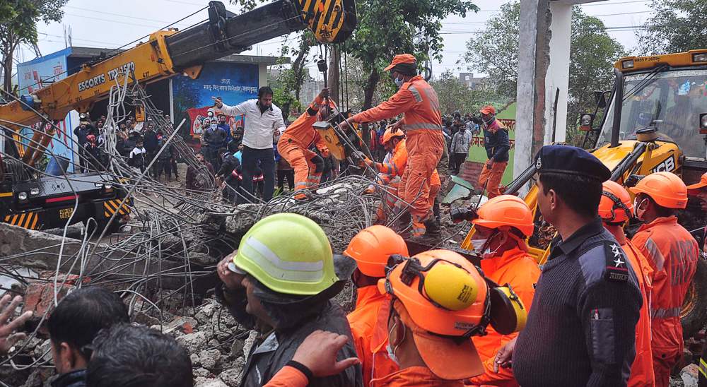 Indian crematorium roof collapse kills at least 17