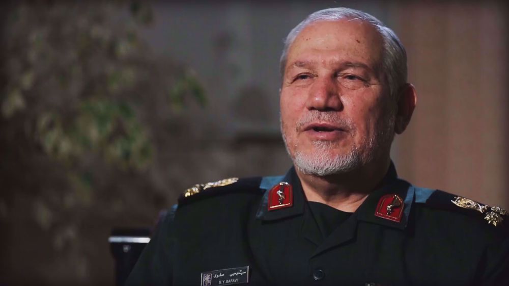 'Iran can turn US aircraft carriers into sinking submarines'