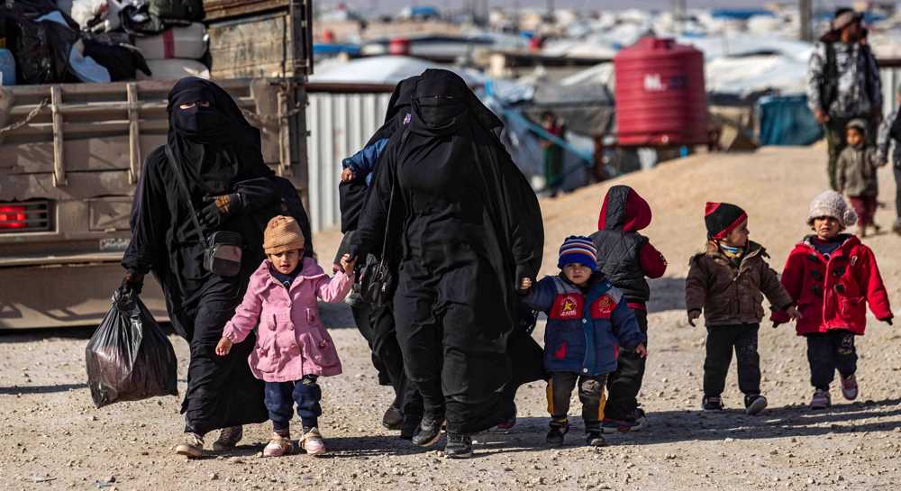 US 'stealing, plundering' Syrian oil: Analyst