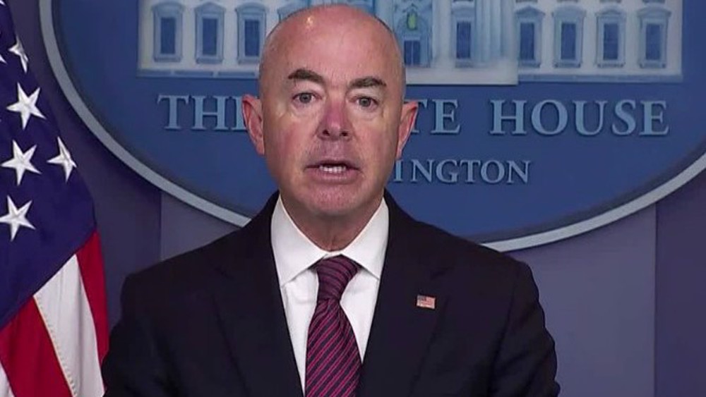 US ICE ordered to stop mass raids on immigrants' workplaces