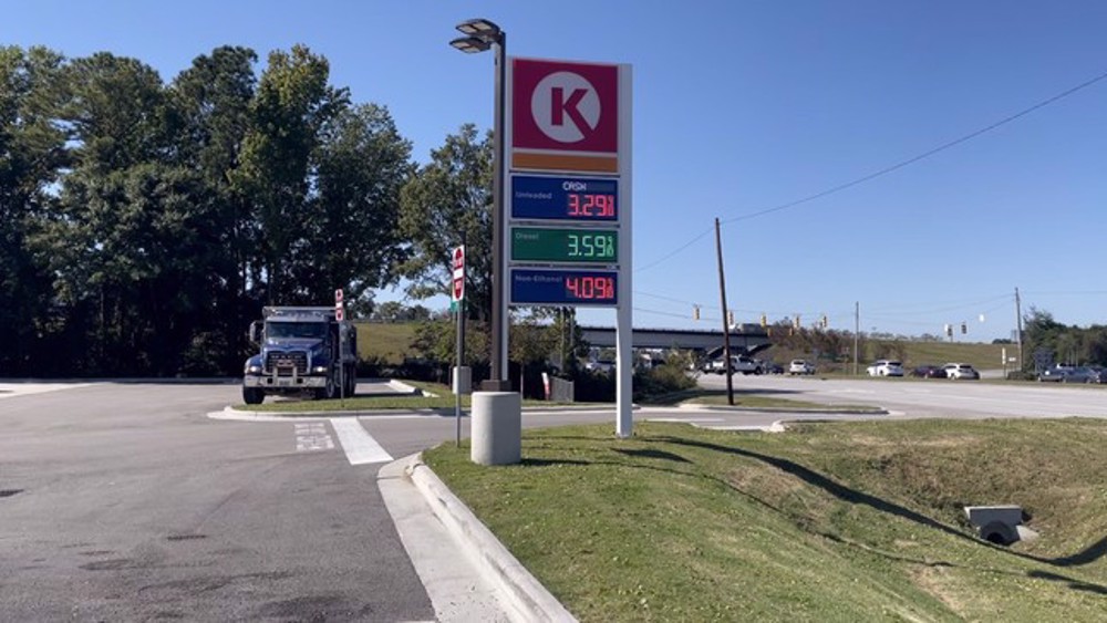 US gas prices highest this year, expected to keep climbing