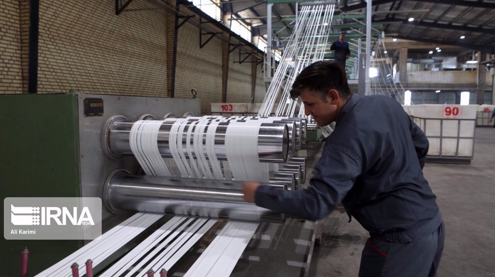 Iran commits to nearly 2 million new jobs until March 2023