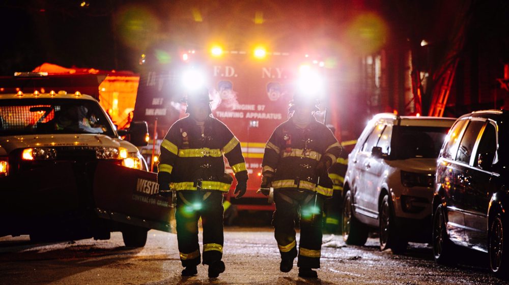 NYC firefighters union urges members to defy vaccine mandate