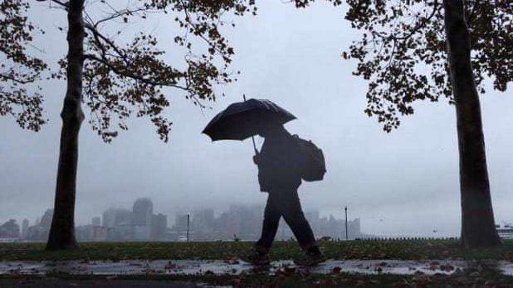 Over 600,000 homes without power in eastern US due to storm 