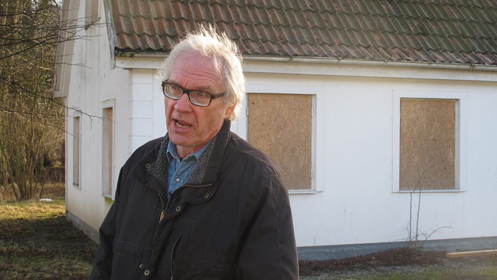 Anti-Islam cartoonist killed in car crash in Sweden