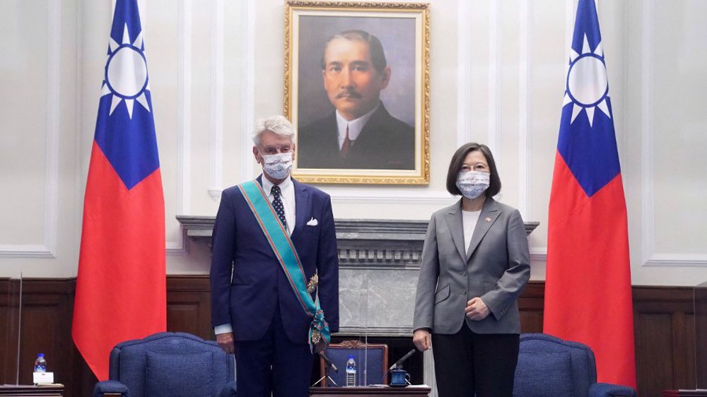 French delegation travels to Chinese Taipei, meets with island’s president