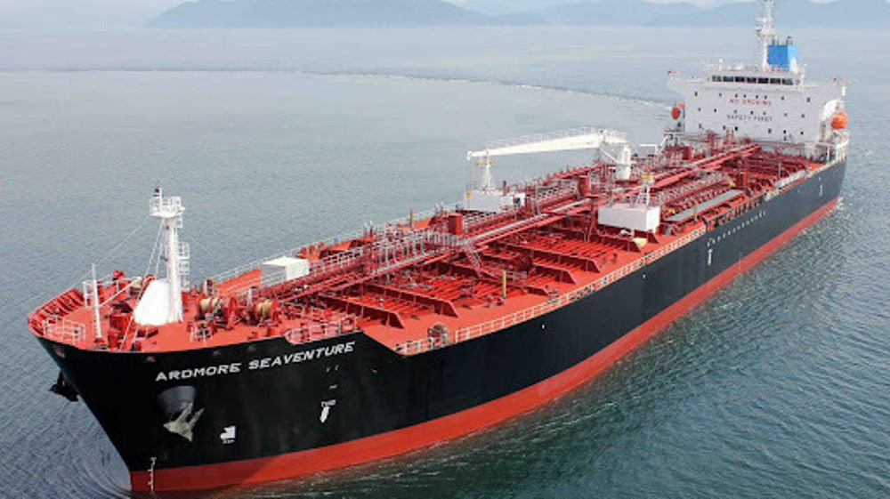 Iran’s monthly oil export revenues at $1.3bn in Aug-Oct: Report