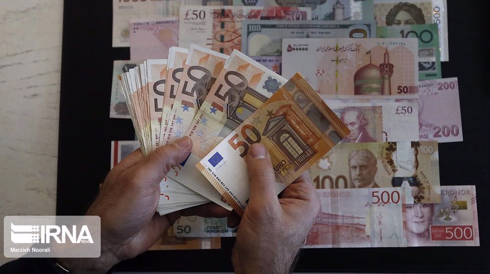 Iran submits bill to dismantle heavily subsidized exchange rate