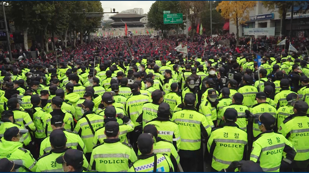 South Korean workers defy ban, rally for fair jobs 