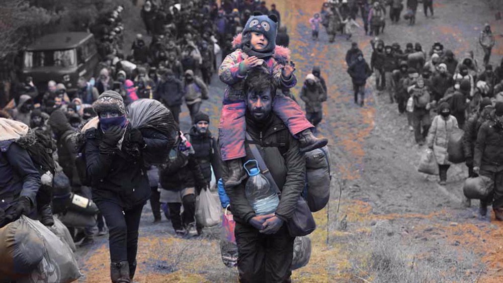Russia says ready to mediate in Belarus migrant crisis