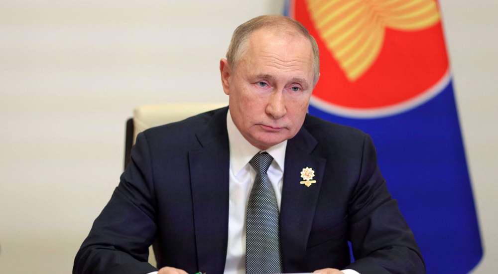 US leading 'provocative' exercises in Black Sea, Putin tells Macron