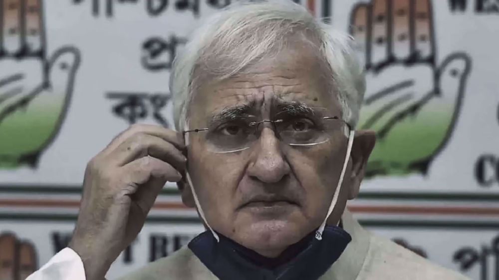 Hindu extremists attack home of former Indian FM